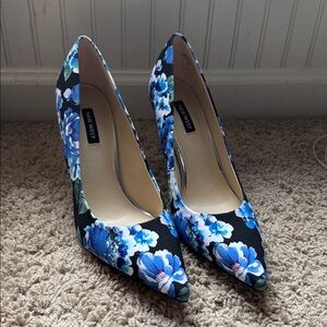 NW - Vibrant Blue Floral Heels